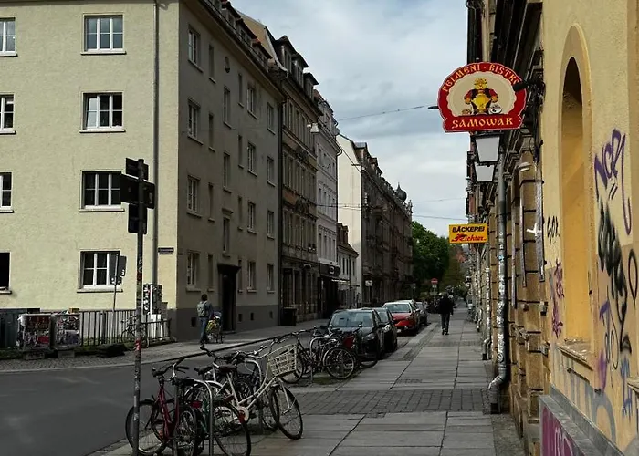 Noy'z In Der Belebten Neustadt * Dresden