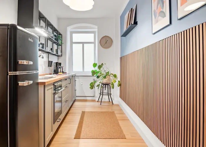 Noy'z In Der Belebten Neustadt * Dresden