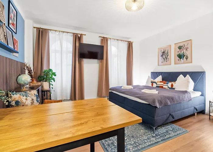 Noy'z In Der Belebten Neustadt Dresden